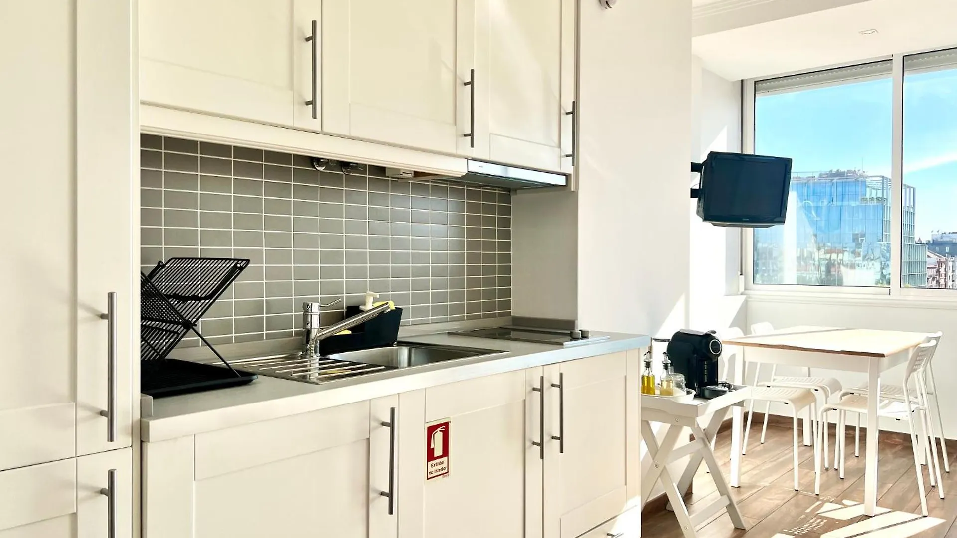 Apartment Home Out Saldanha Lisbon