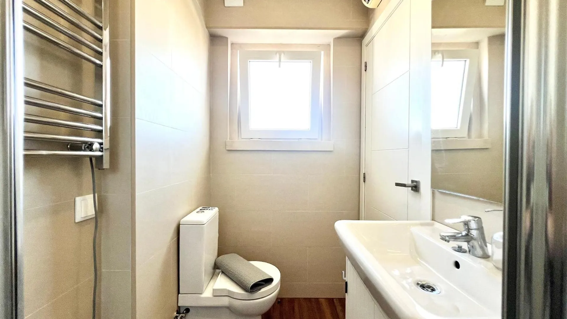 Apartment Home Out Saldanha Lisbon